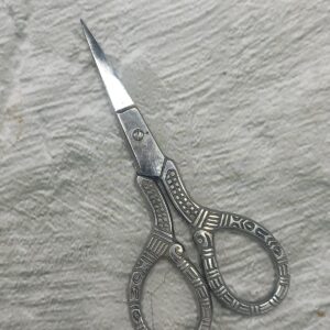 Vintage Style Embroidery Scissors Stainless Steel Ornate Craft and Sewing Scissors