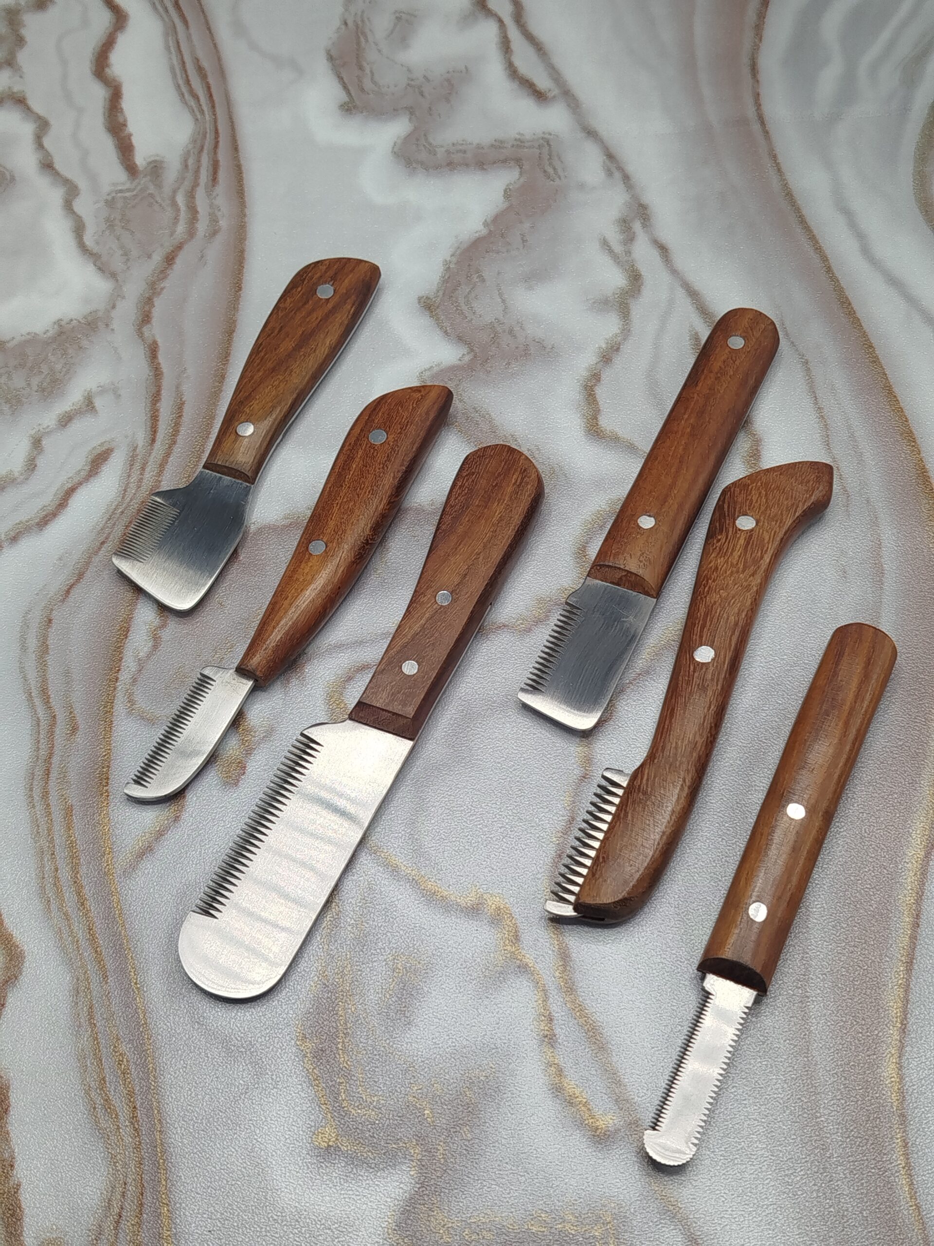 Professional Stripping combs kit (6 Pieces Set) for Dogs & Pets, Wooden Handle - Image 10