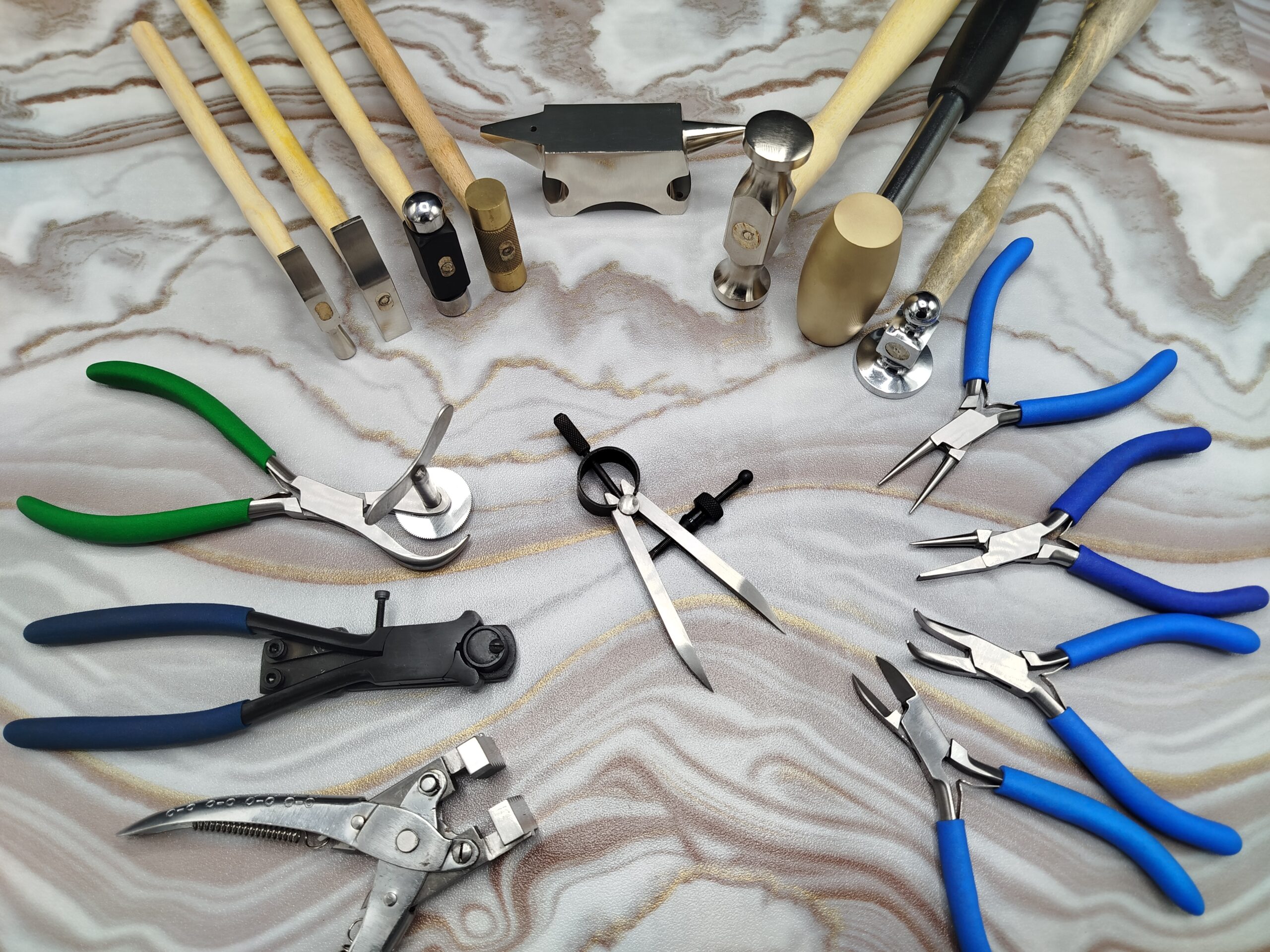 16 Pc Jewelry Making Metalworking Tool Set Hammers Pliers Anvil Divider - Image 7
