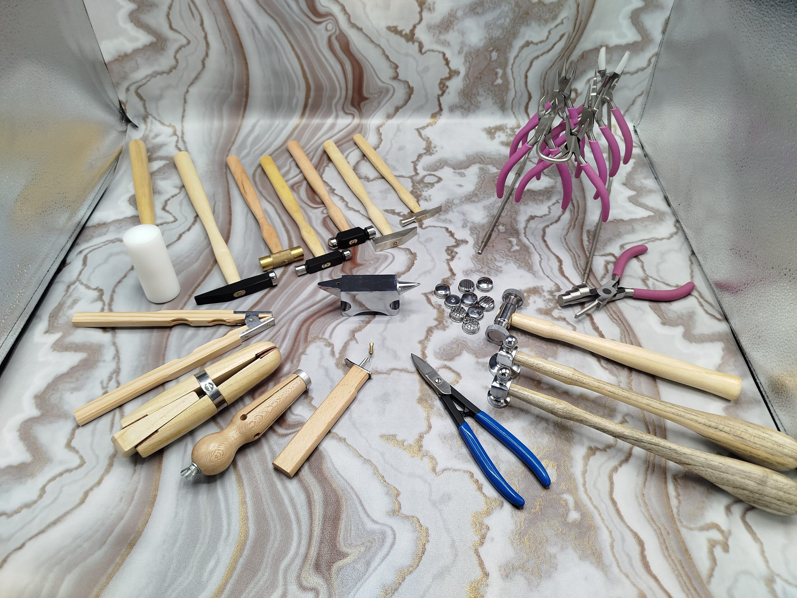 25 Pc Jewelry Making Metalworking Tool Kit - Texturing Hammers, Pliers, Anvil - Image 3