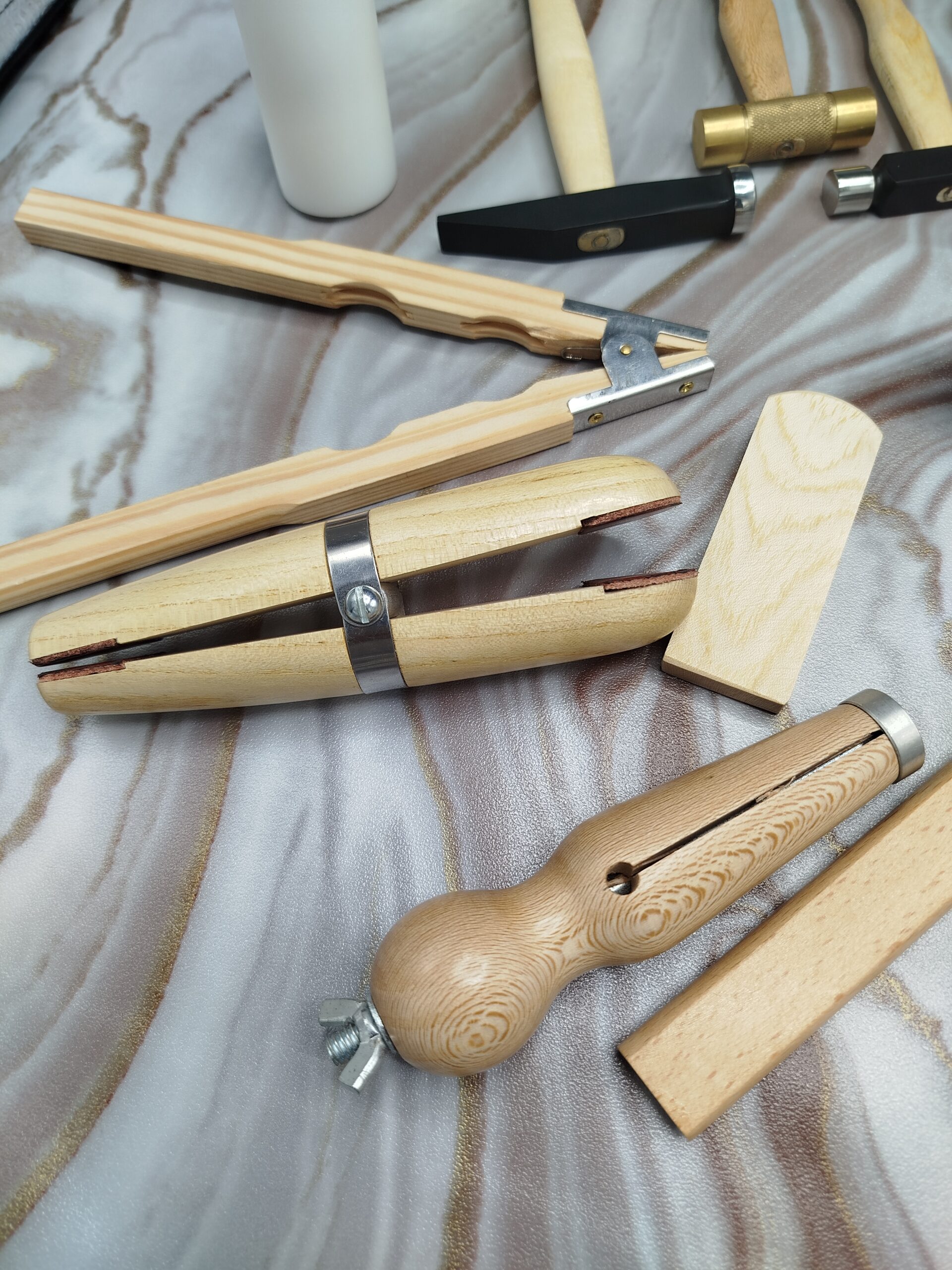 25 Pc Jewelry Making Metalworking Tool Kit - Texturing Hammers, Pliers, Anvil - Image 5