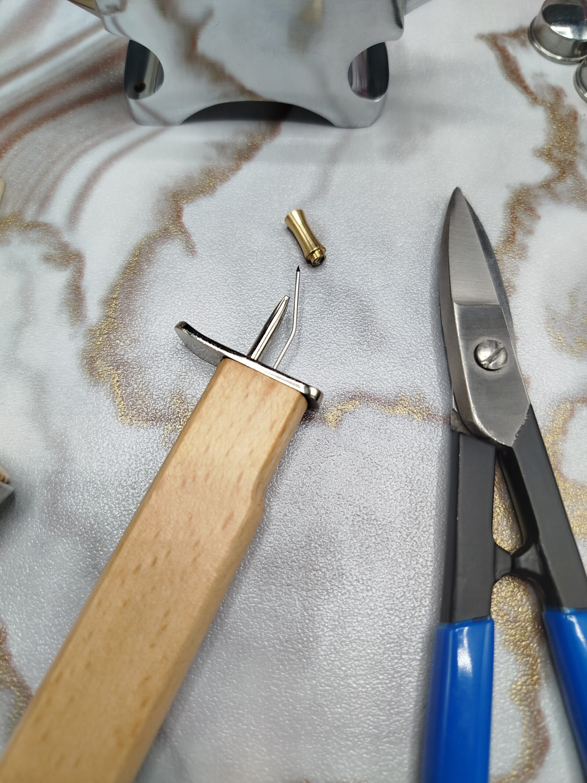 25 Pc Jewelry Making Metalworking Tool Kit - Texturing Hammers, Pliers, Anvil - Image 7