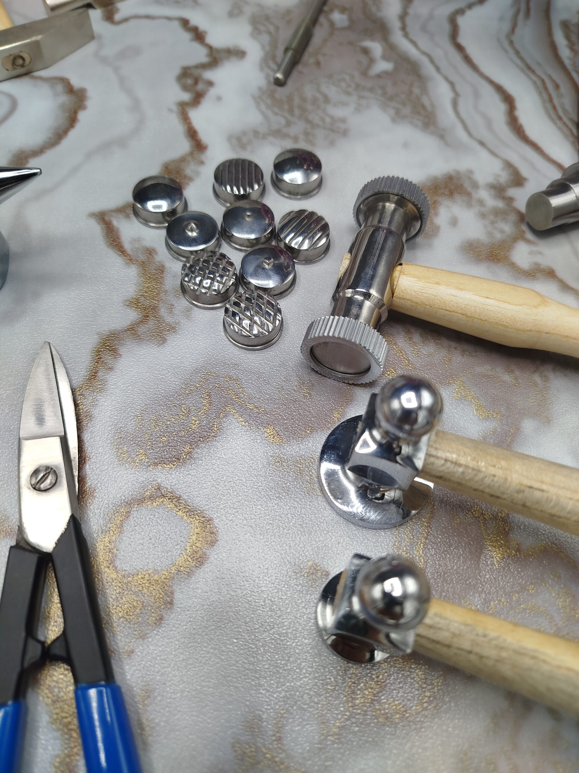 25 Pc Jewelry Making Metalworking Tool Kit - Texturing Hammers, Pliers, Anvil - Image 8