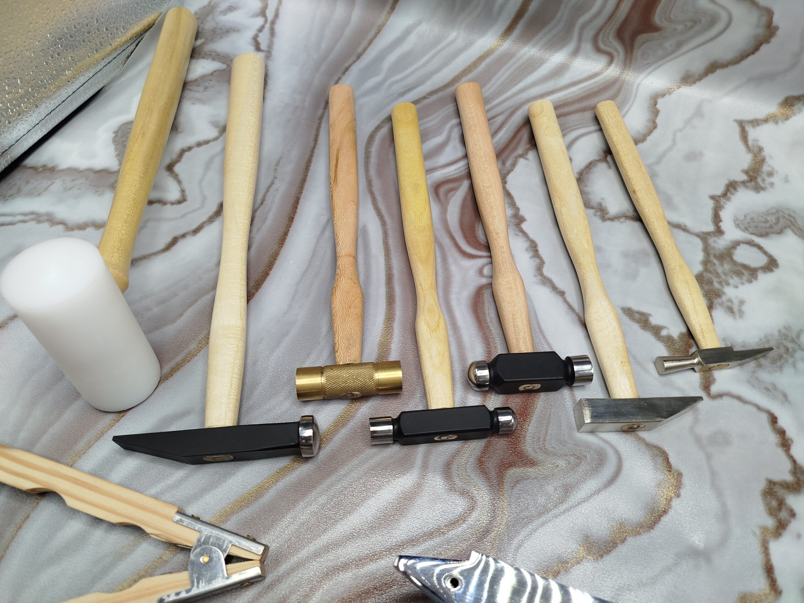 25 Pc Jewelry Making Metalworking Tool Kit - Texturing Hammers, Pliers, Anvil - Image 10
