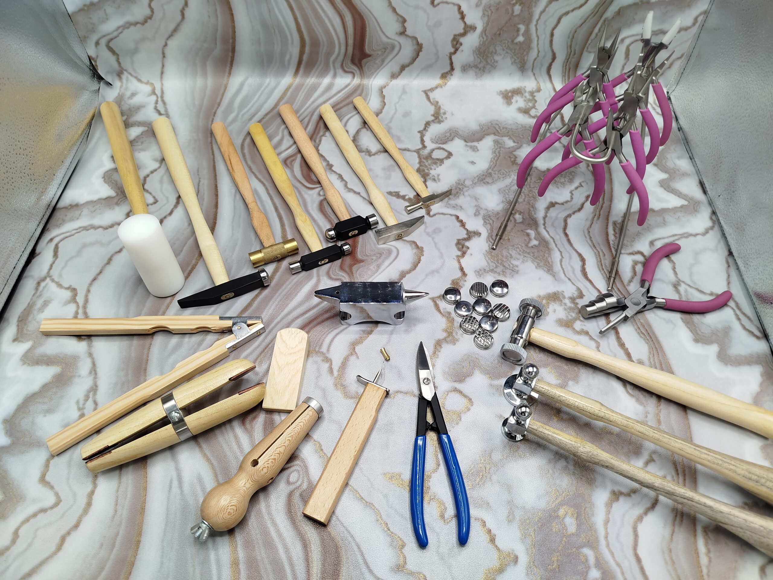 25 Pc Jewelry Making Metalworking Tool Kit - Texturing Hammers, Pliers, Anvil - Image 2