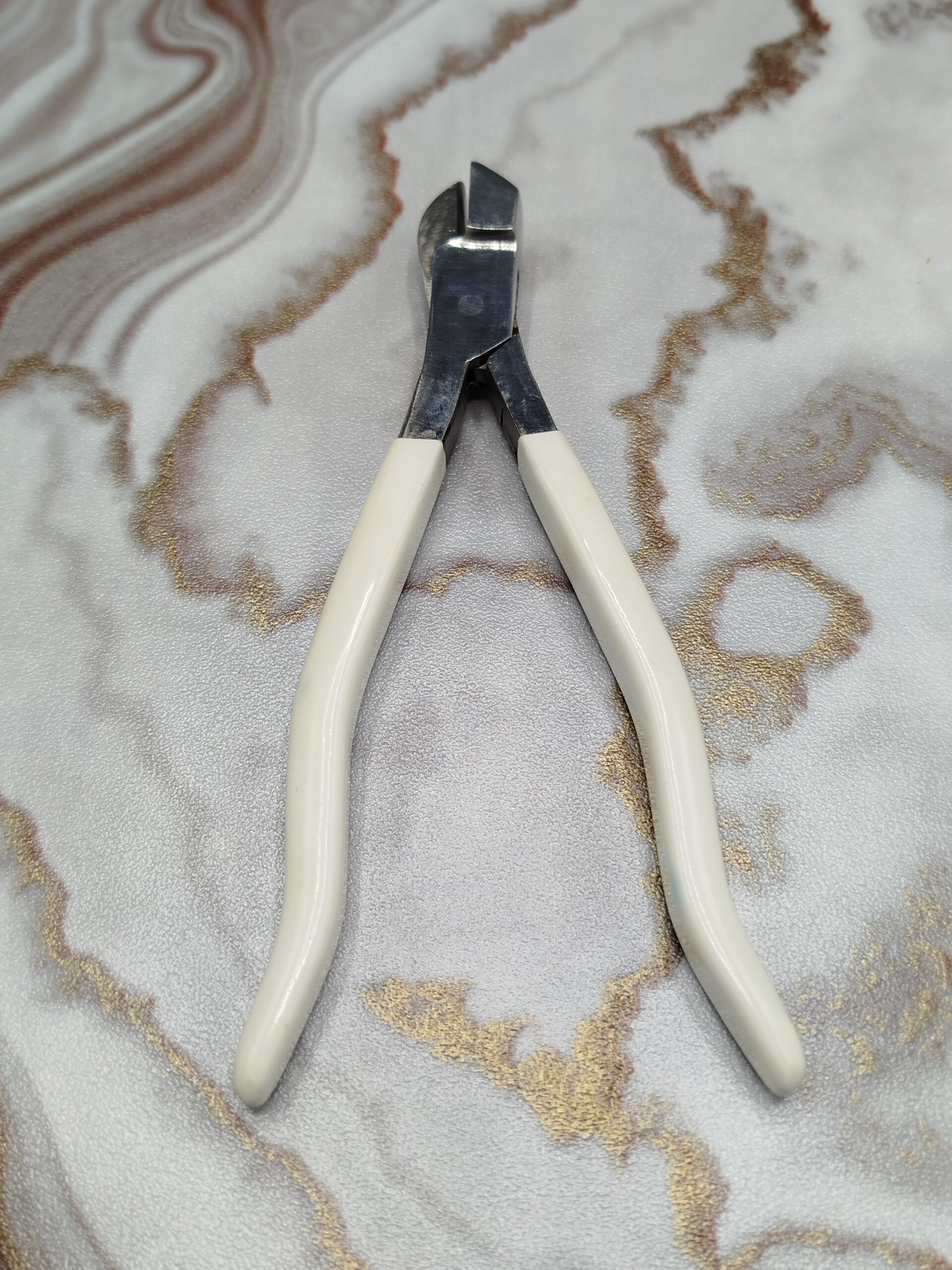 Professional End Cutting Pliers Precision Nipper with White Cushion Grips - Image 7