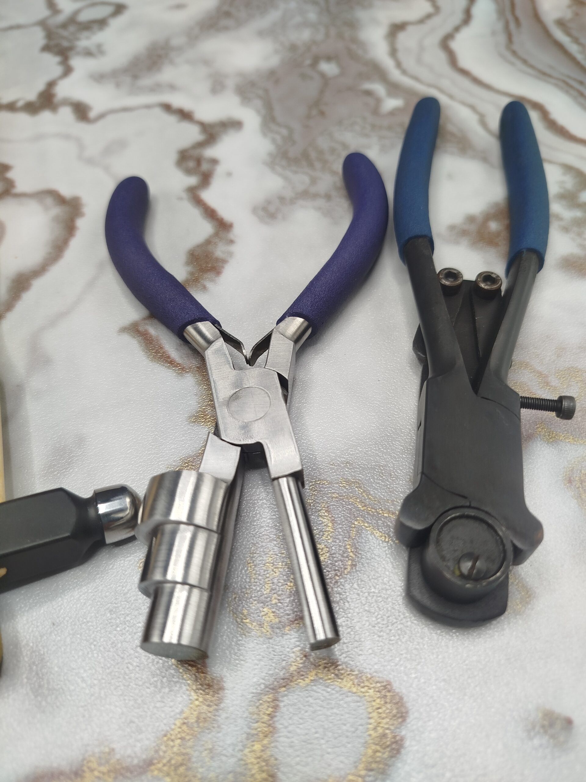 5 Piece Jewelry Tool Kit β Chasing Hammer, Ball Peen, Bail & Ring Bending Plier - Image 4