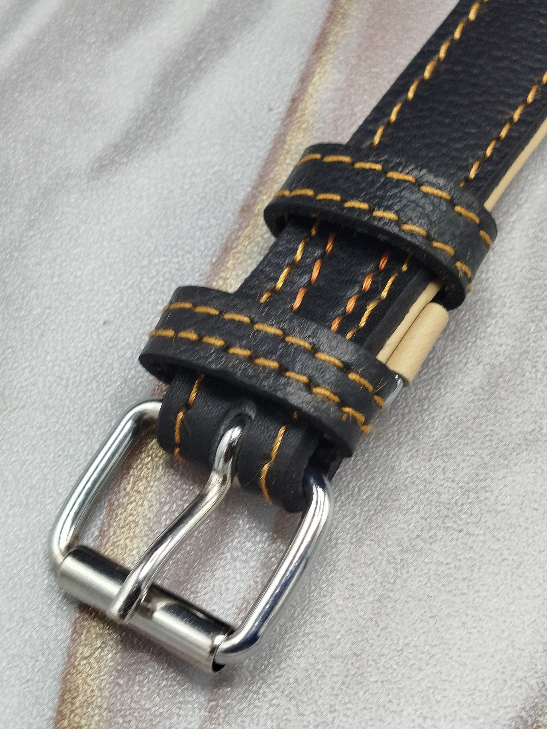 Dog Collar Medium 14-20 Inch Adjustable Leather Collar with Buckle & D-Ring - Image 3